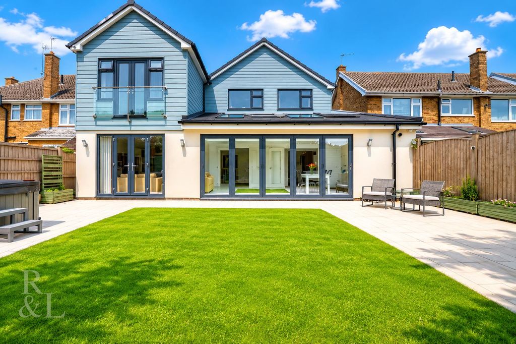 Property photo 2 of 30 4350734F-F952-4d25-Aa0E-cc254Ed2c413.Png