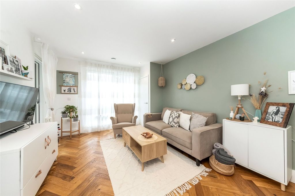 Property photo 2 of 15 Picture No. 08