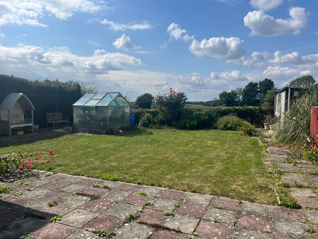 Property photo 3 of 20