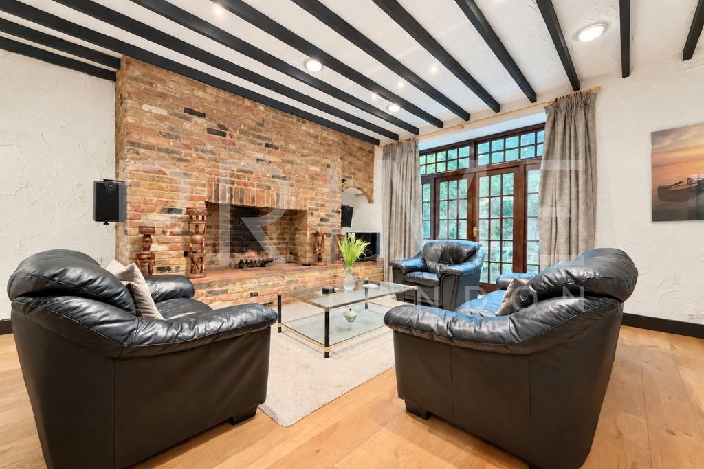 Property photo 1 of 16 Qgg Pl2.Jpg