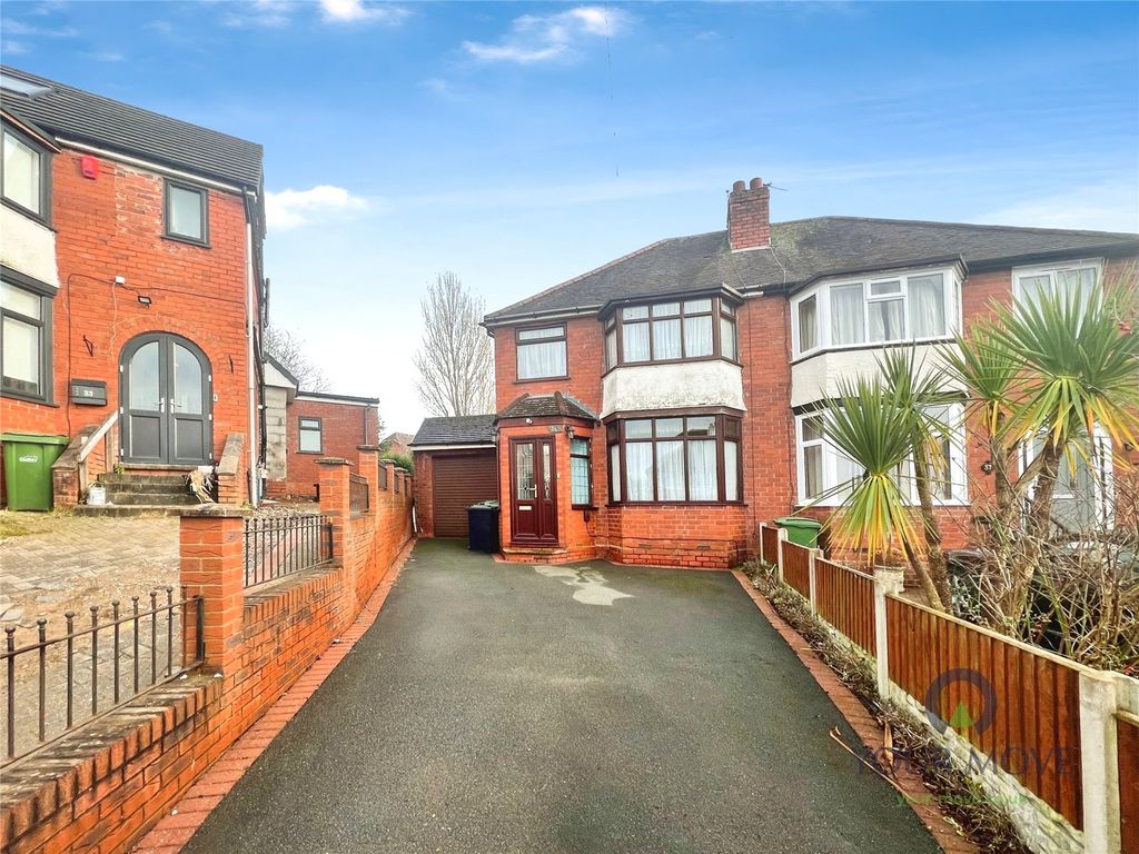 Property photo 1 of 14 External