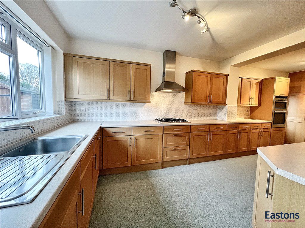 Property photo 2 of 32 Picture No. 25