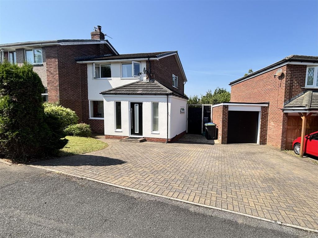 Property photo 1 of 23