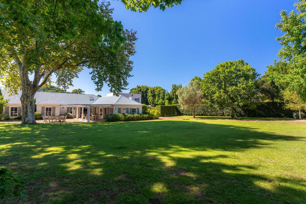 Property photo 1 of 47