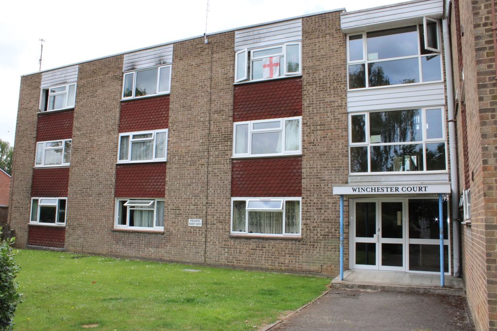 Property photo 1 of 6