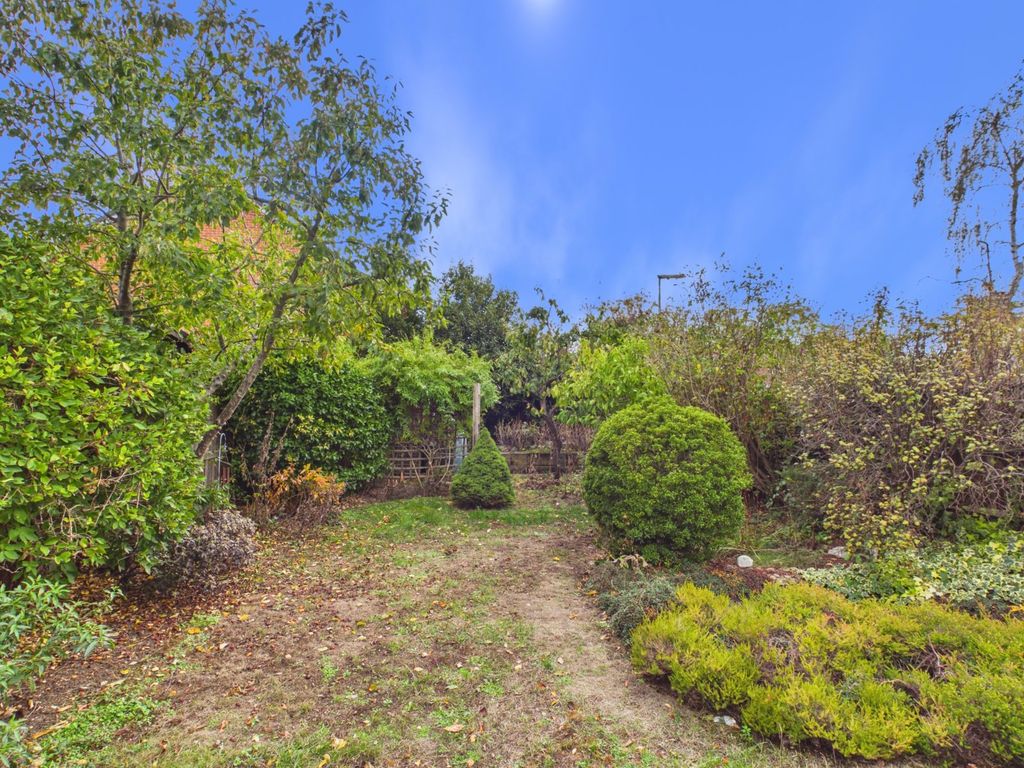 Property photo 3 of 13 Picture No. 17