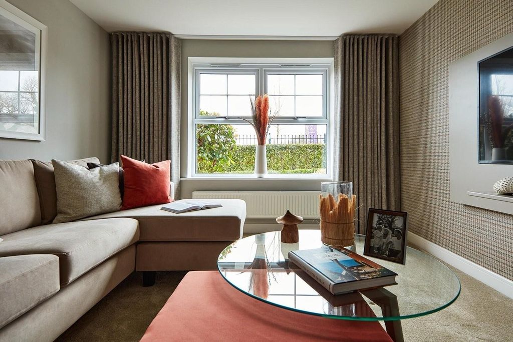 Property photo 2 of 14