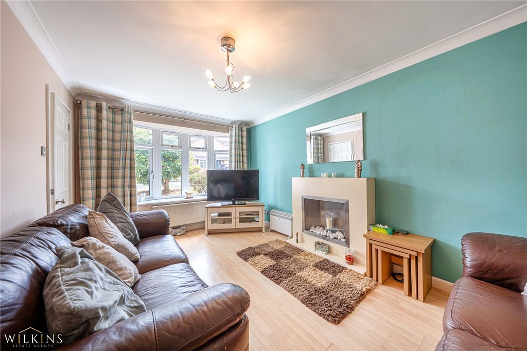 Property photo 2 of 28 Picture No. 08