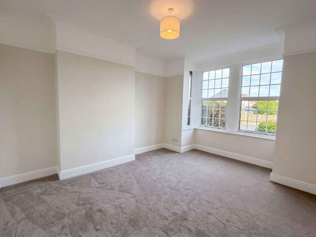 Property photo 2 of 10 2