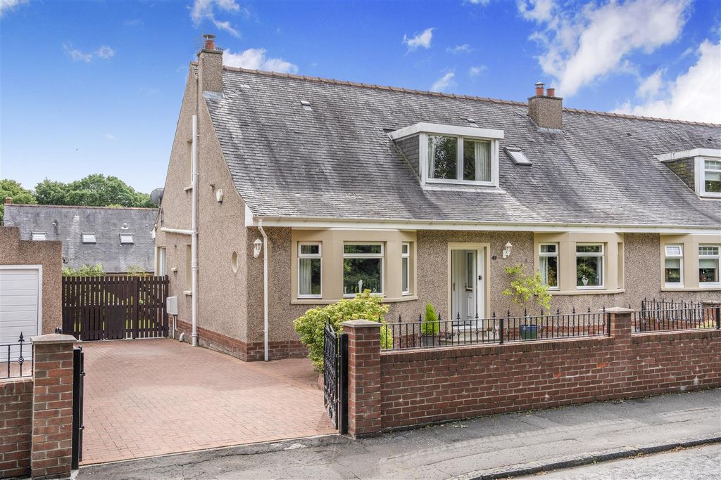 Property photo 1 of 41
