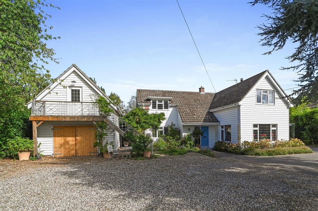Property photo 1 of 19 Front