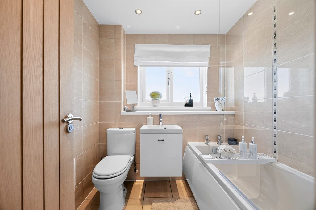 Additional image 20 of 4 bed detached house for saleHawthorn Avenue, Erskine PA8