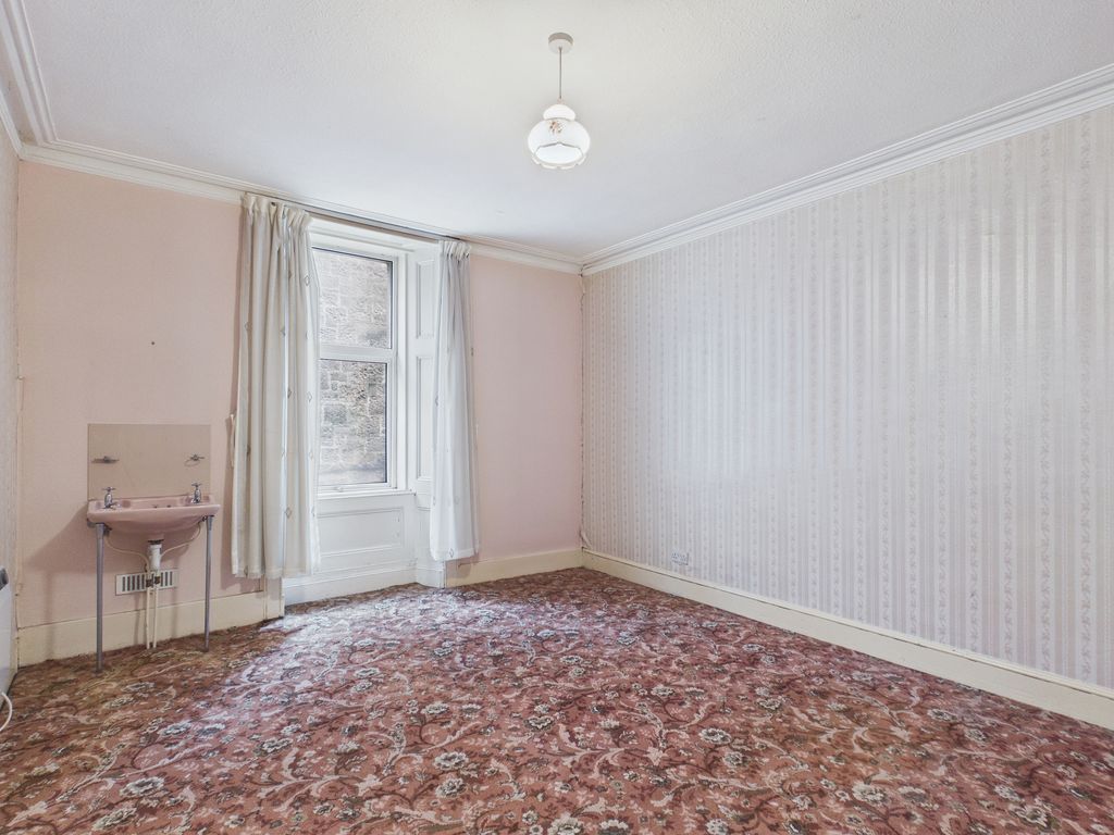 Additional image 8 of 4 bed flat for saleFlat 2 106 George Street, Oban PA34