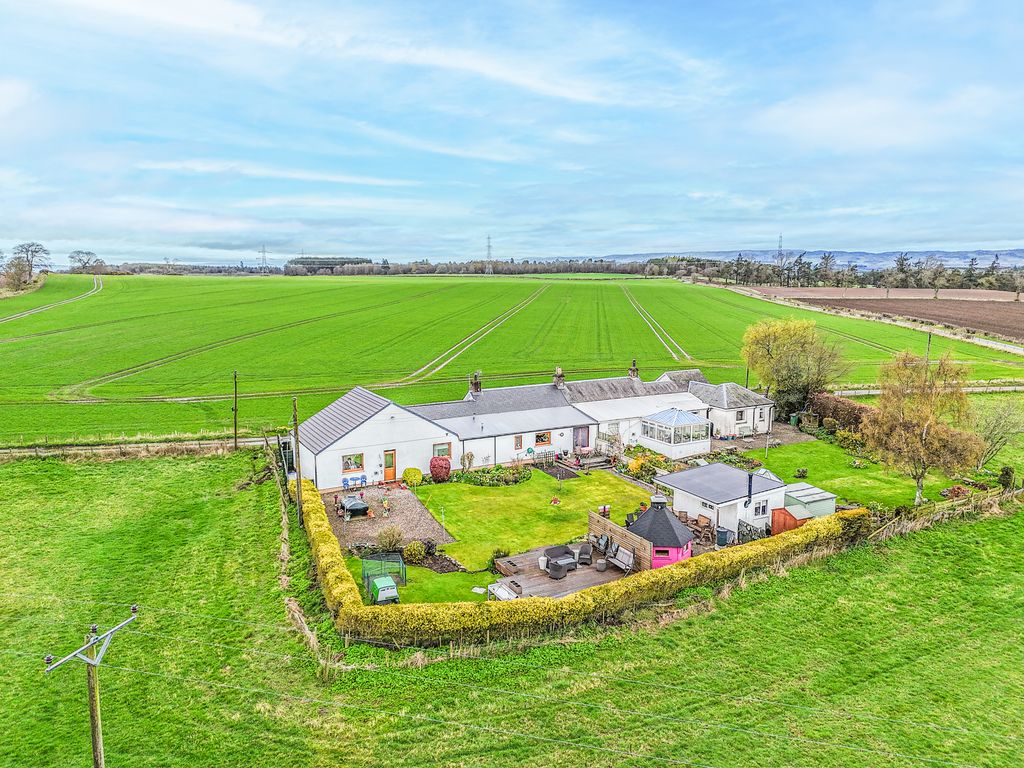 Property photo 2 of 47 Dji_20260415102746_0278_D