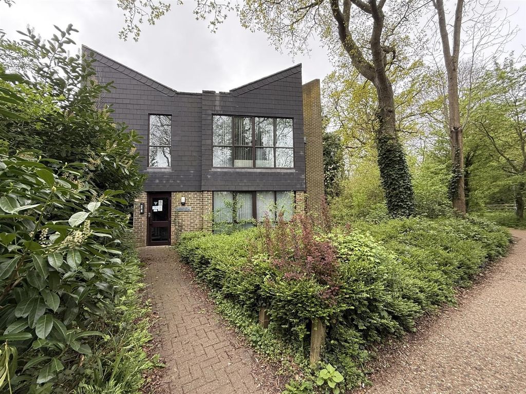 Property photo 1 of 6 Img_2357.Jpeg