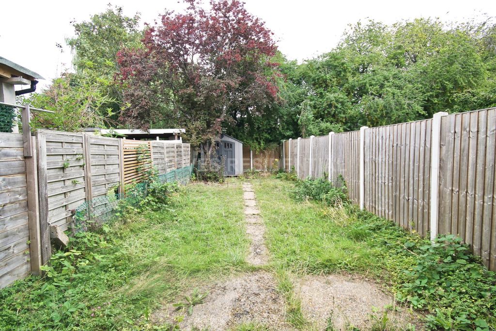Property photo 2 of 3