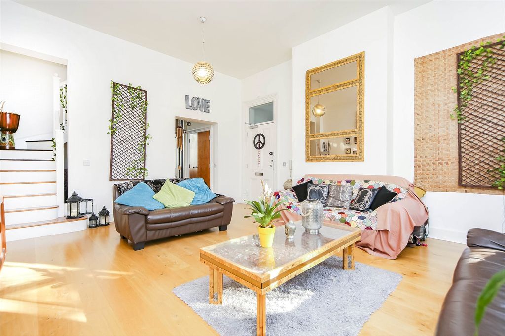 Property photo 2 of 6 Picture No. 05