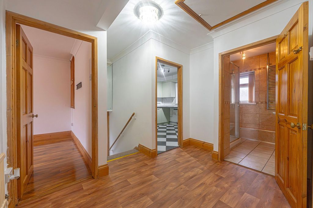 Additional image 13 of 2 bed flat for saleWaunfawr Gardens, Cross Keys NP11