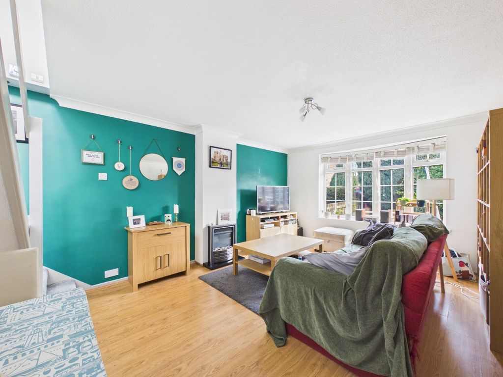 Property photo 2 of 10 3925075