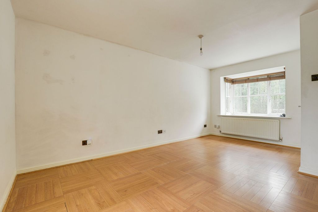 Property photo 2 of 15 Living Room