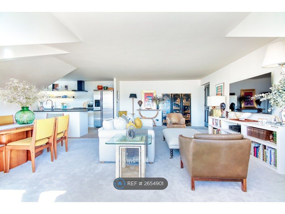 Property photo 1 of 17 Open Plan Living Room