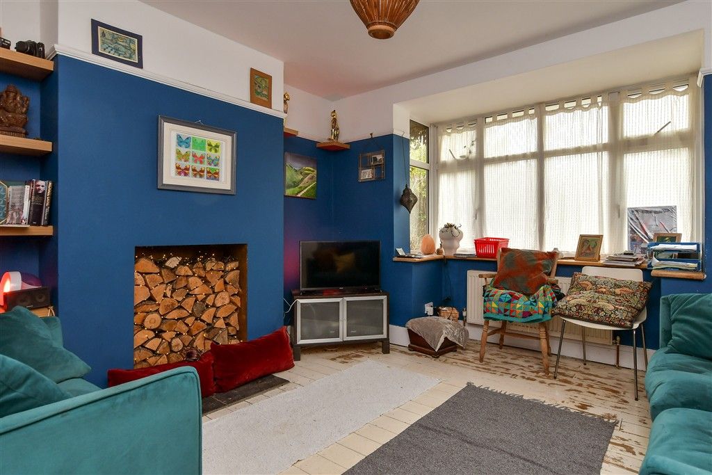 Property photo 2 of 17 Sitting Room/ Bedroom 4