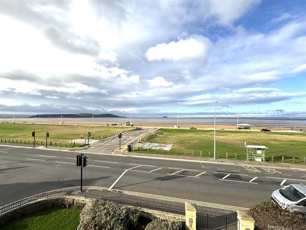 Property photo 2 of 16 View Form Residents Lounge