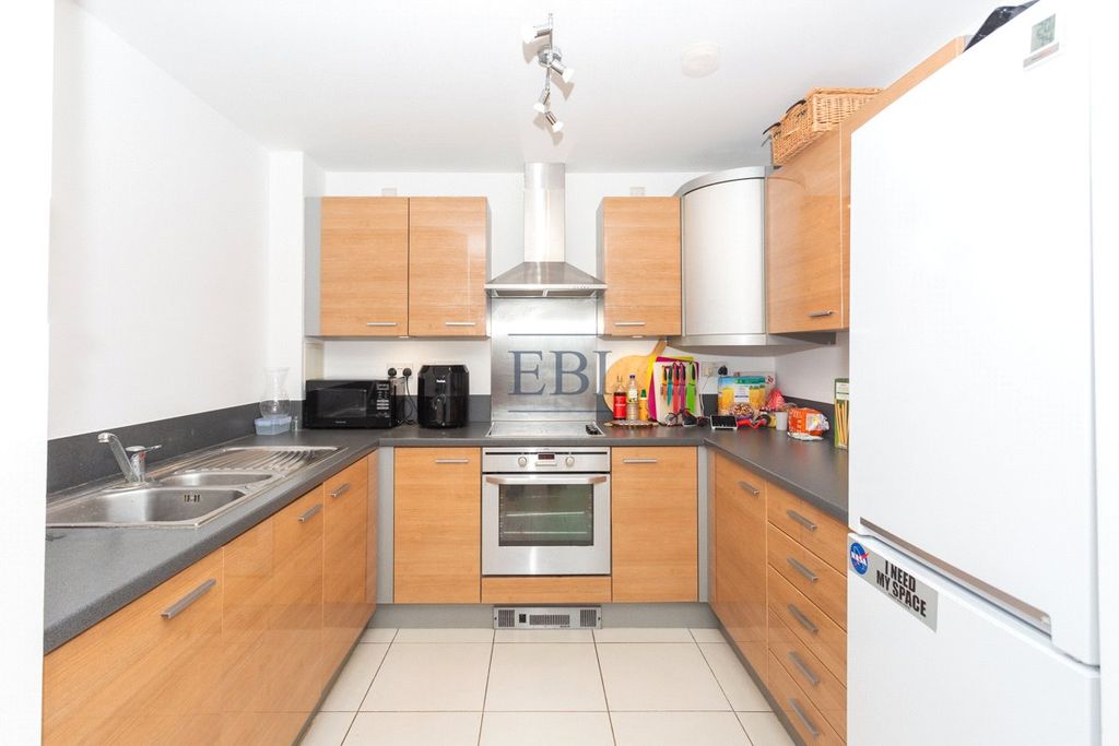 Property photo 3 of 10 Picture No. 01