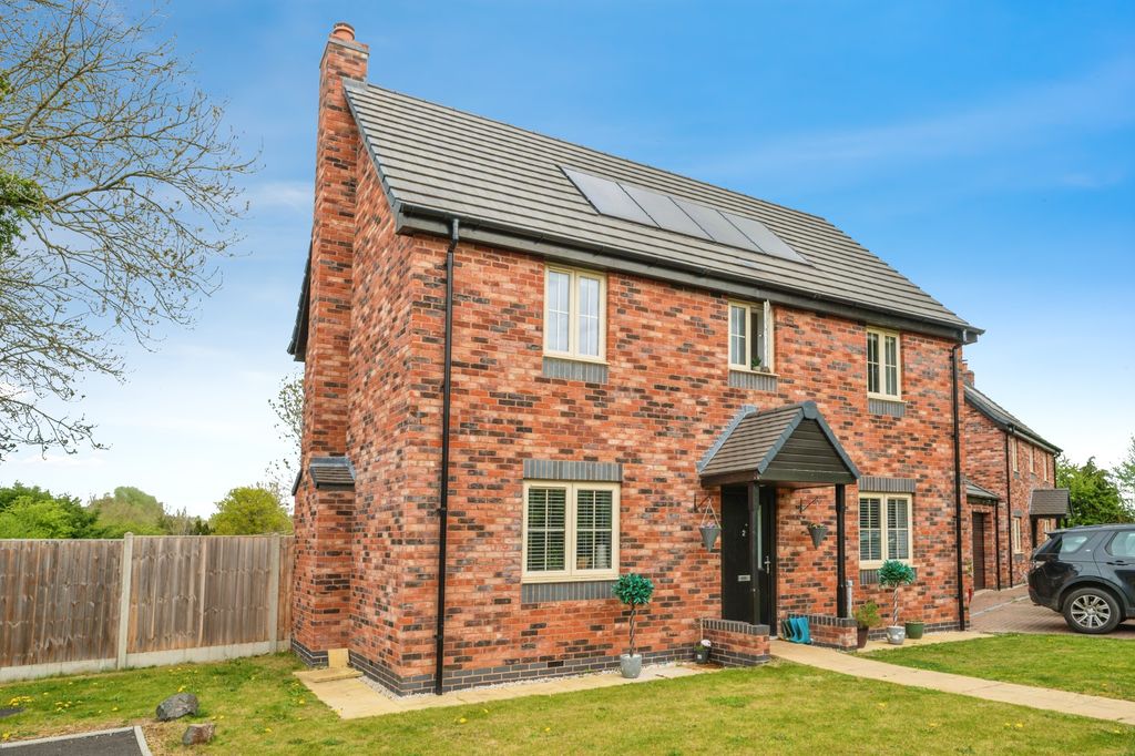 Property photo 2 of 17
