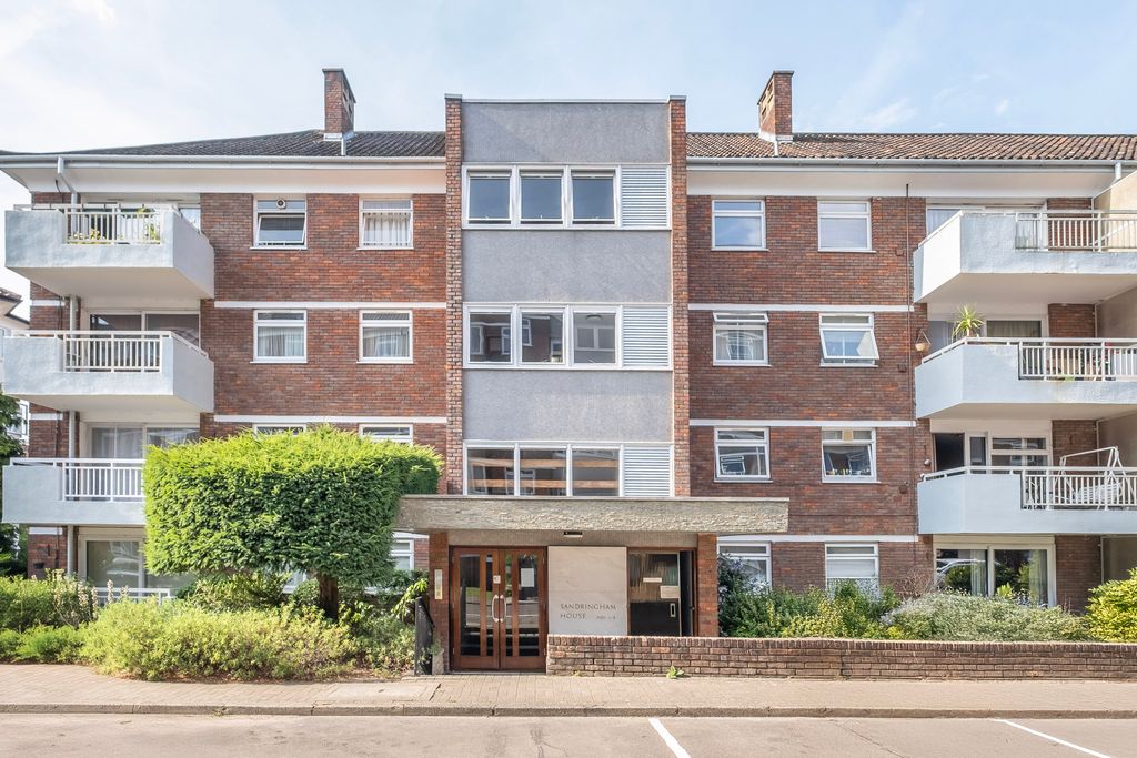 Property photo 1 of 19