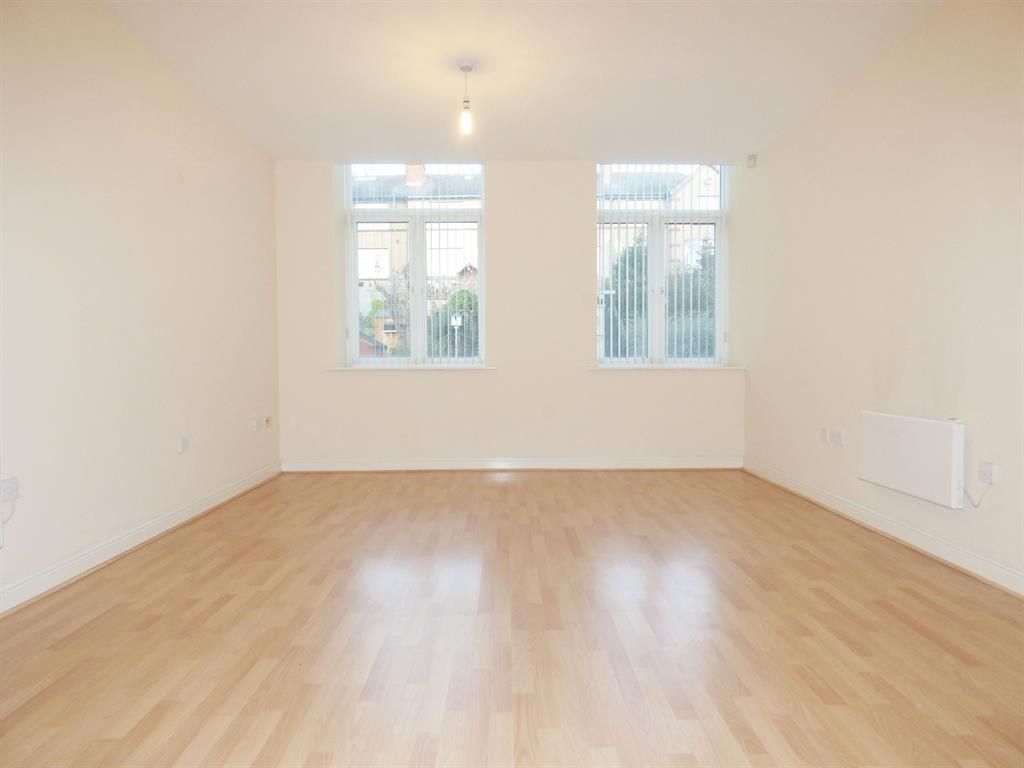 Property photo 3 of 7