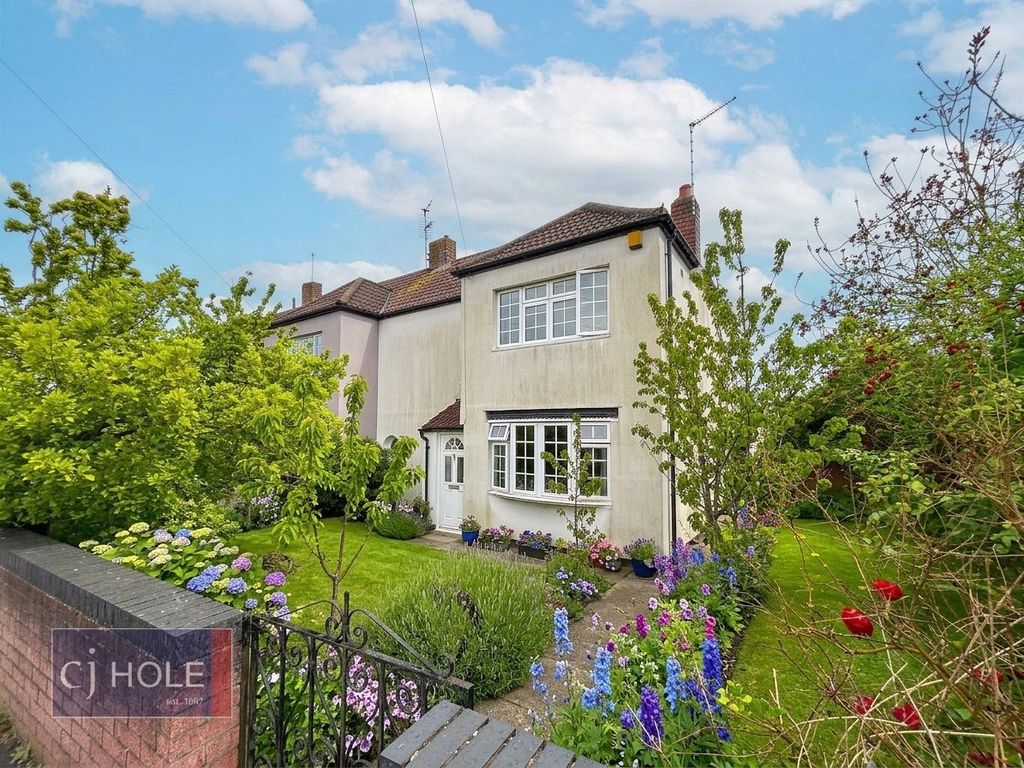 Property photo 2 of 18 Picture No. 36