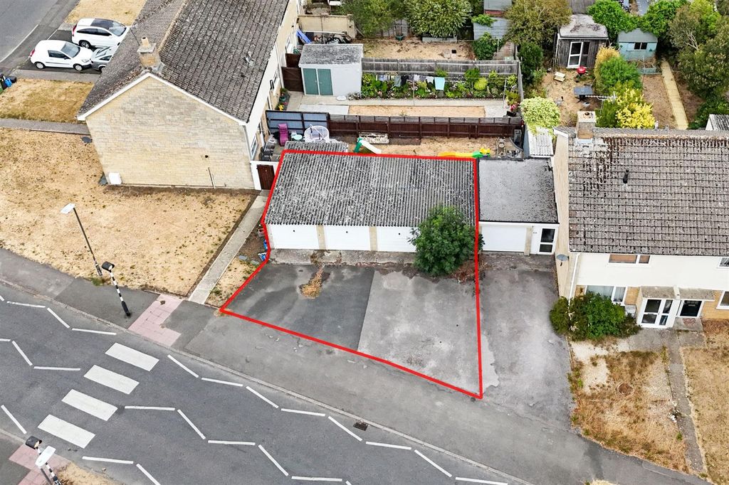 Property photo 3 of 11 Garage Block @ Cranhams Lane Cirencester, Gloucest