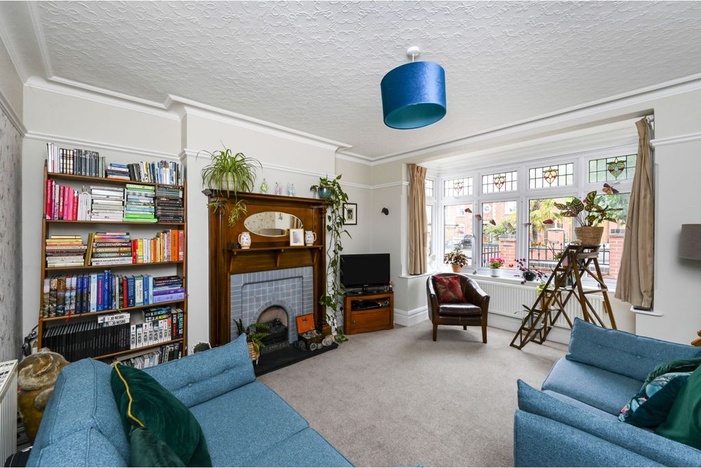 Property photo 3 of 14