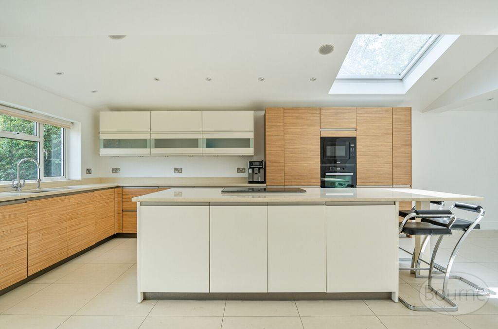 Property photo 3 of 10 d53d2232-B285-44E...