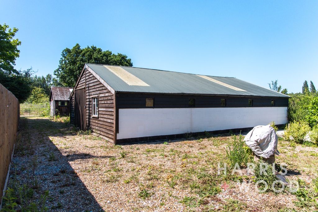 Property photo 3 of 15 4346162