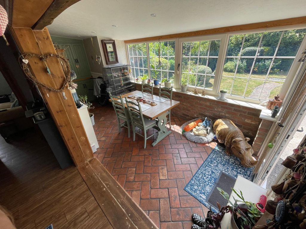 Property photo 1 of 28