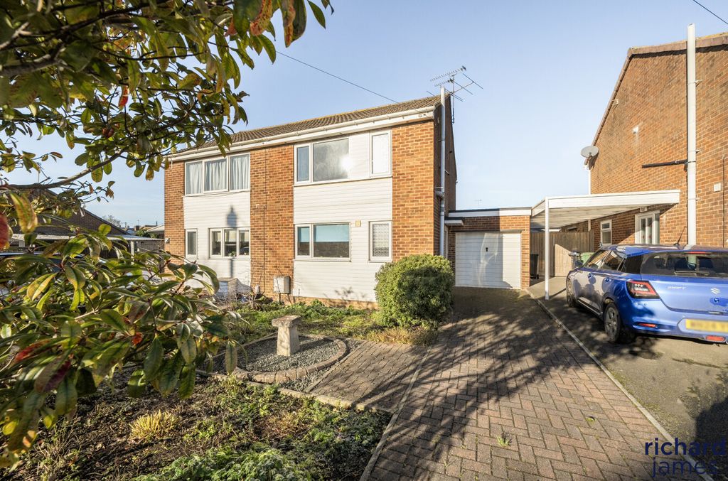 Property photo 1 of 13 2Ae51F5467d44072977B370311E1Cec5