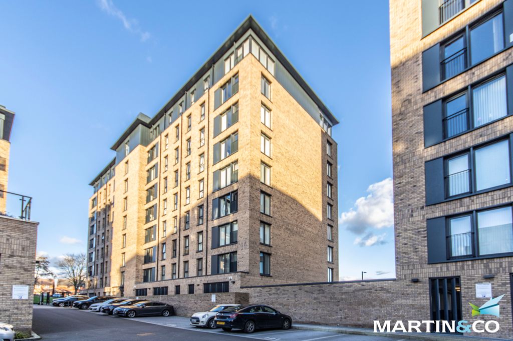 Property photo 1 of 6 Img_13655_11_Original