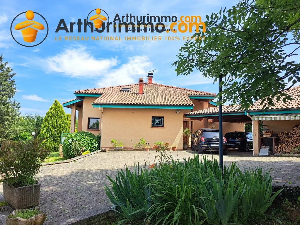 Property photo 1 of 14 Architect-Designed House, 4 Bedrooms And Shaded Garden