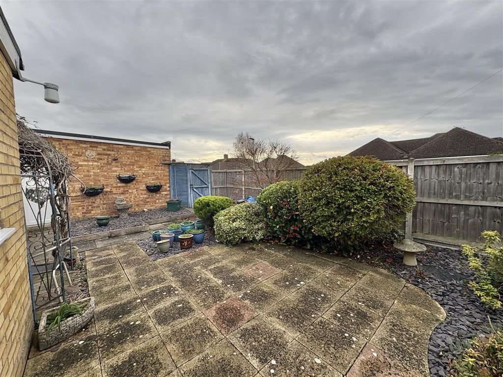 Property photo 3 of 12