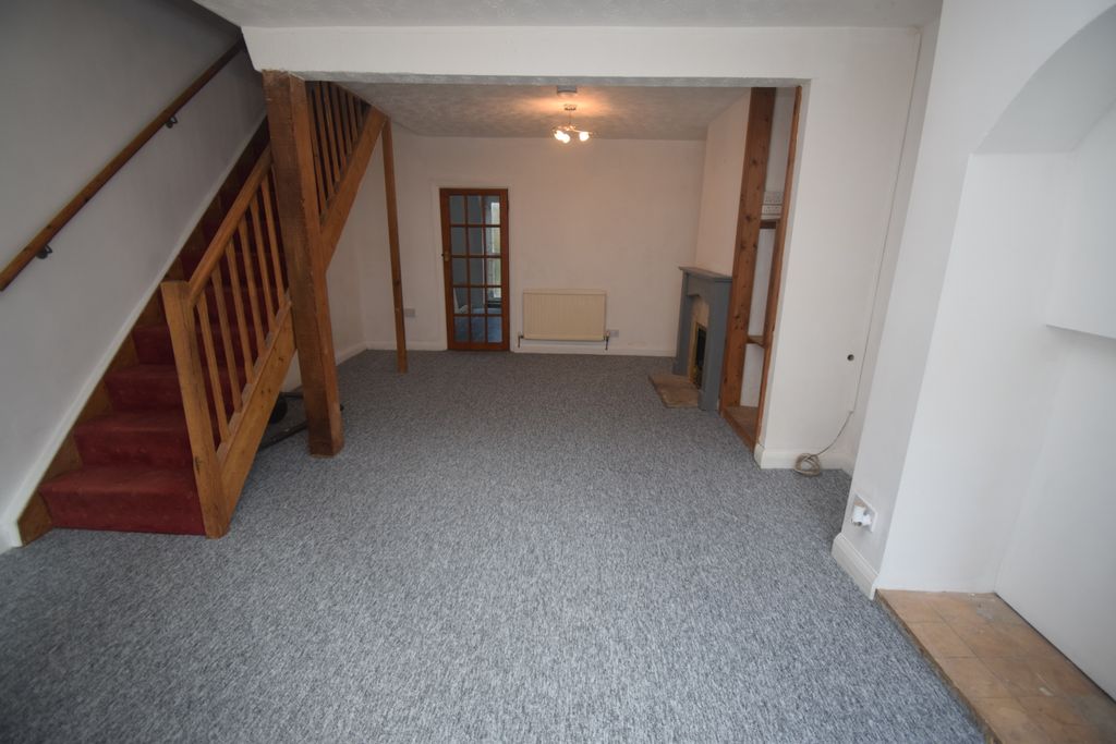 Property photo 3 of 8 Living Room 2