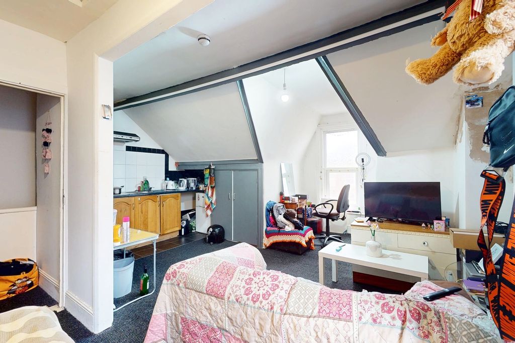 Additional image 20 of 7 bed semi-detached house for saleWaterloo Road, Mablethorpe LN12