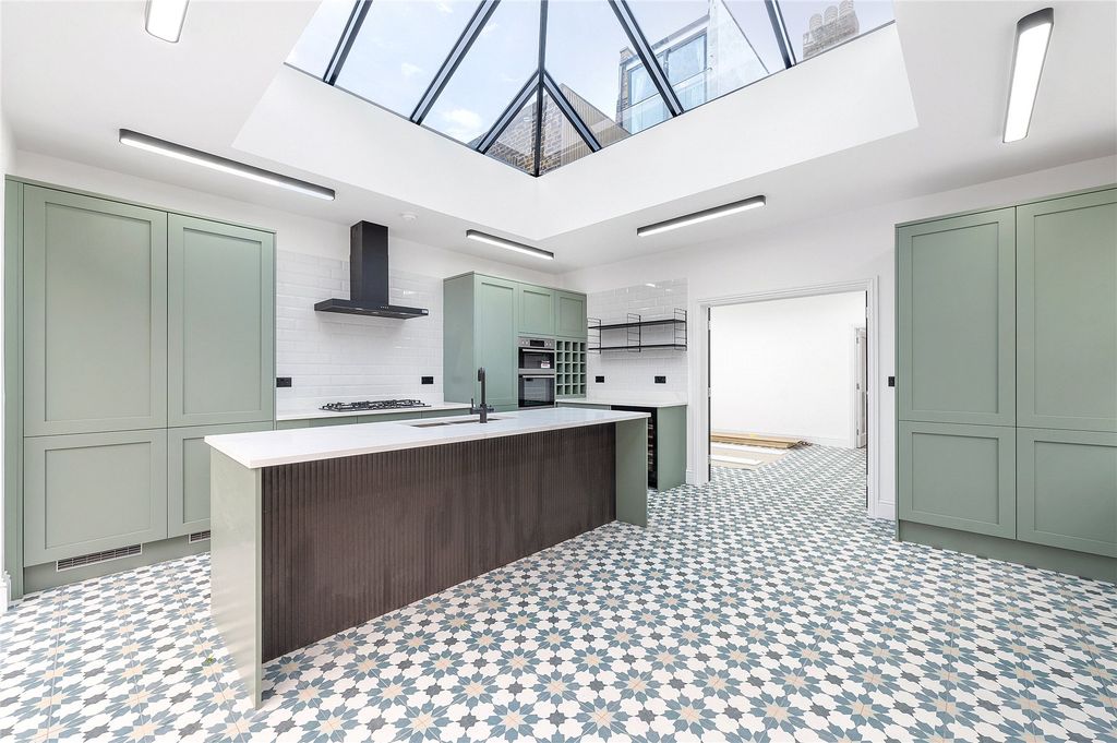 Property photo 1 of 12 Picture No. 14