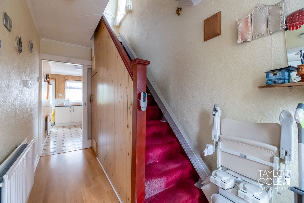 Property photo 2 of 22