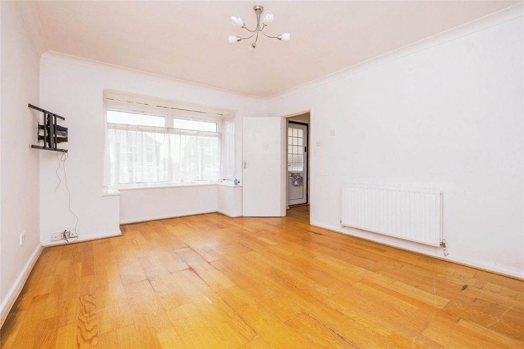 Property photo 2 of 22 Photography