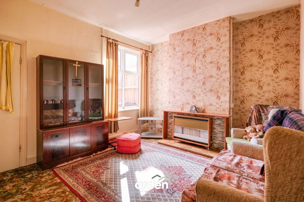 Property photo 3 of 15