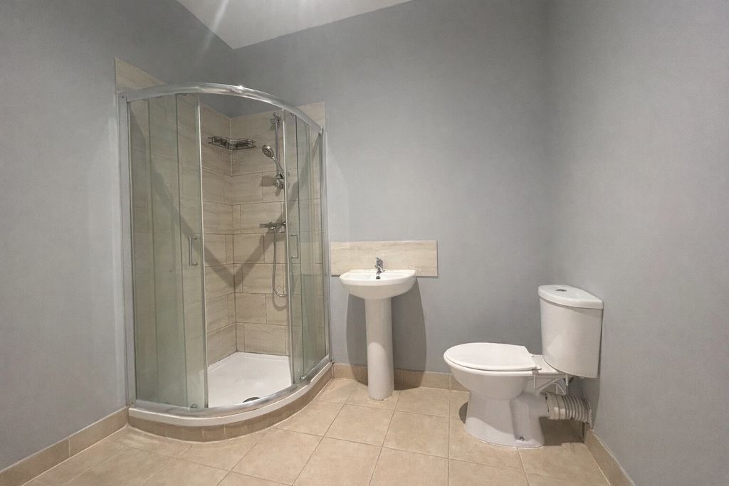 Property photo 2 of 4 Photo 8