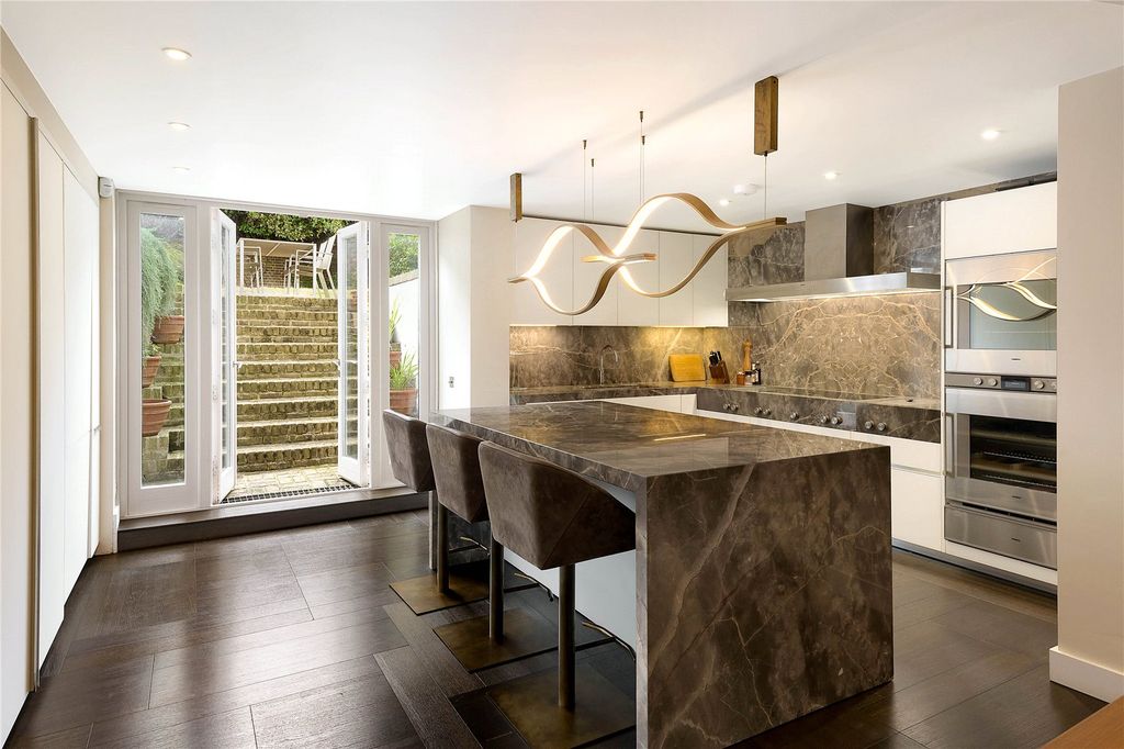 Property photo 1 of 12 Kitchen