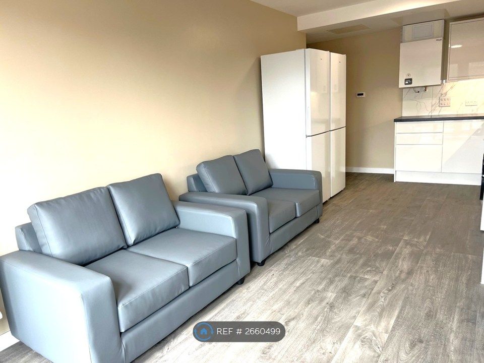 Property photo 3 of 24